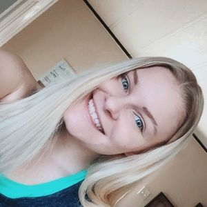 Meet your Posher, Olivia